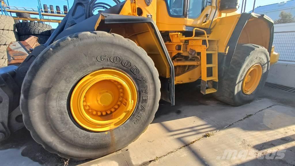 Volvo L 180 F 輪胎式裝載機