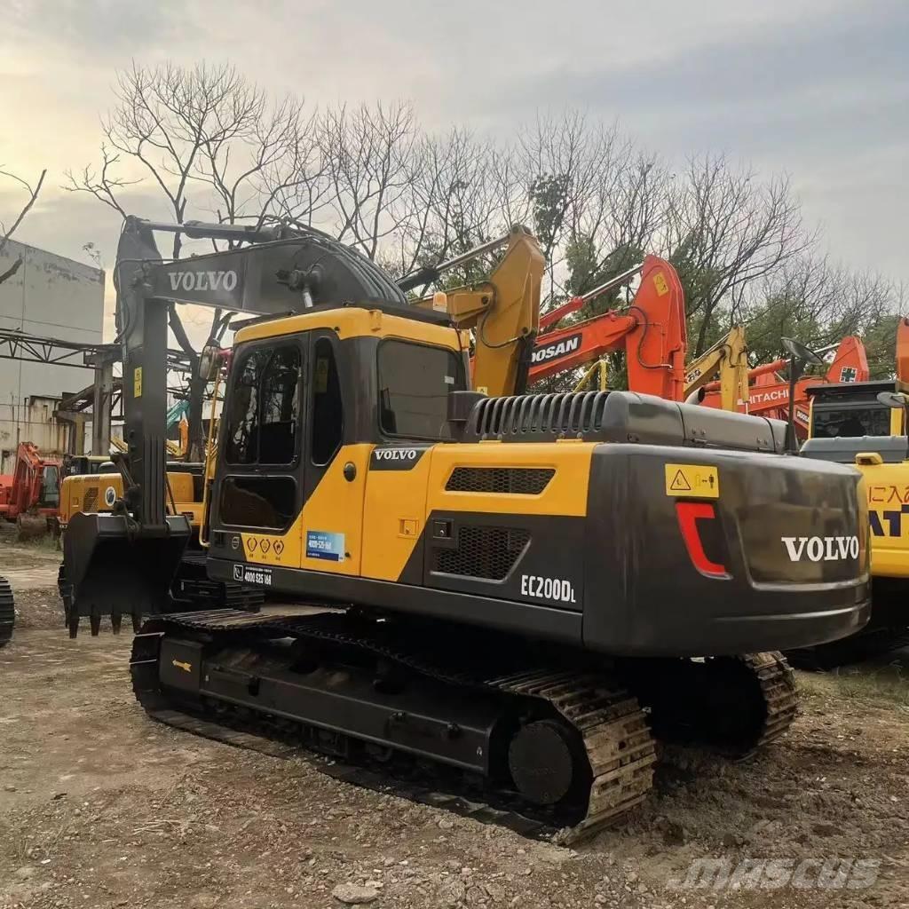 Volvo EC200D 履帶式 挖土機/掘鑿機/挖掘機