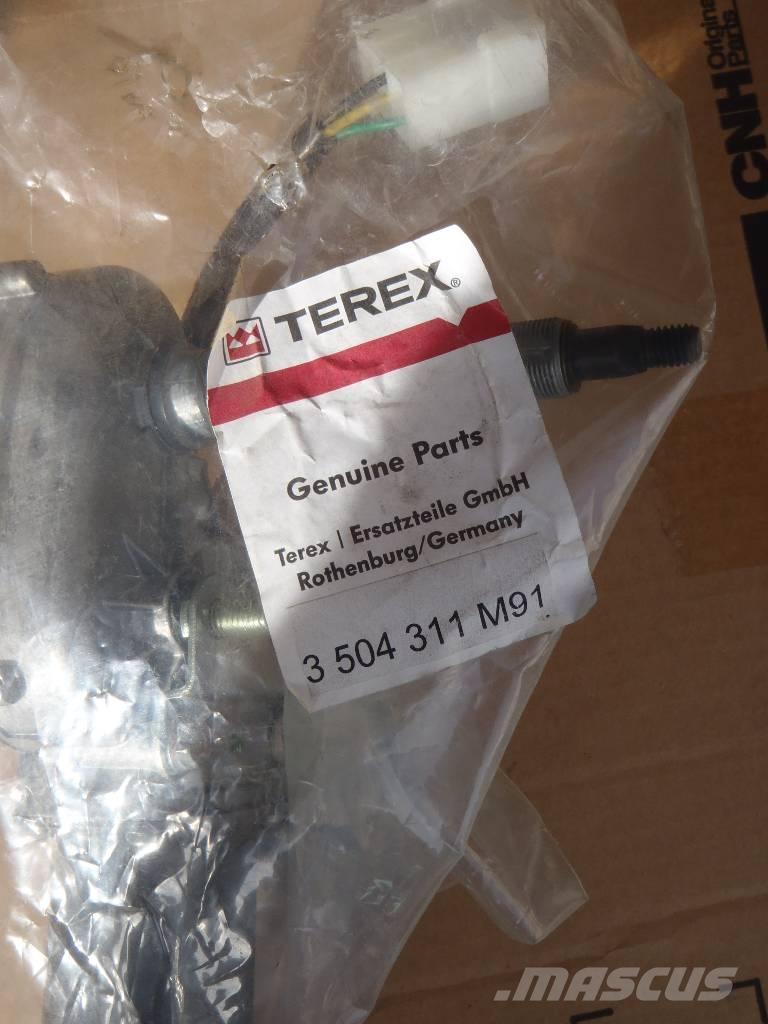 Fermec 860 電子設備