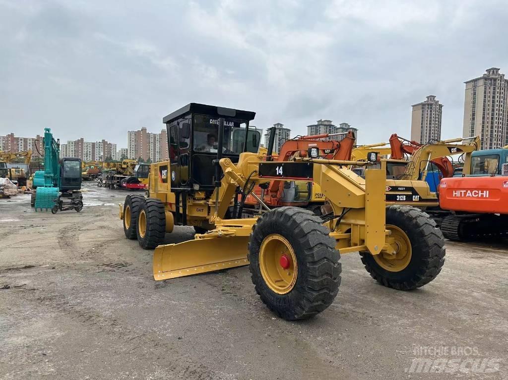 CAT 14 H 平土機
