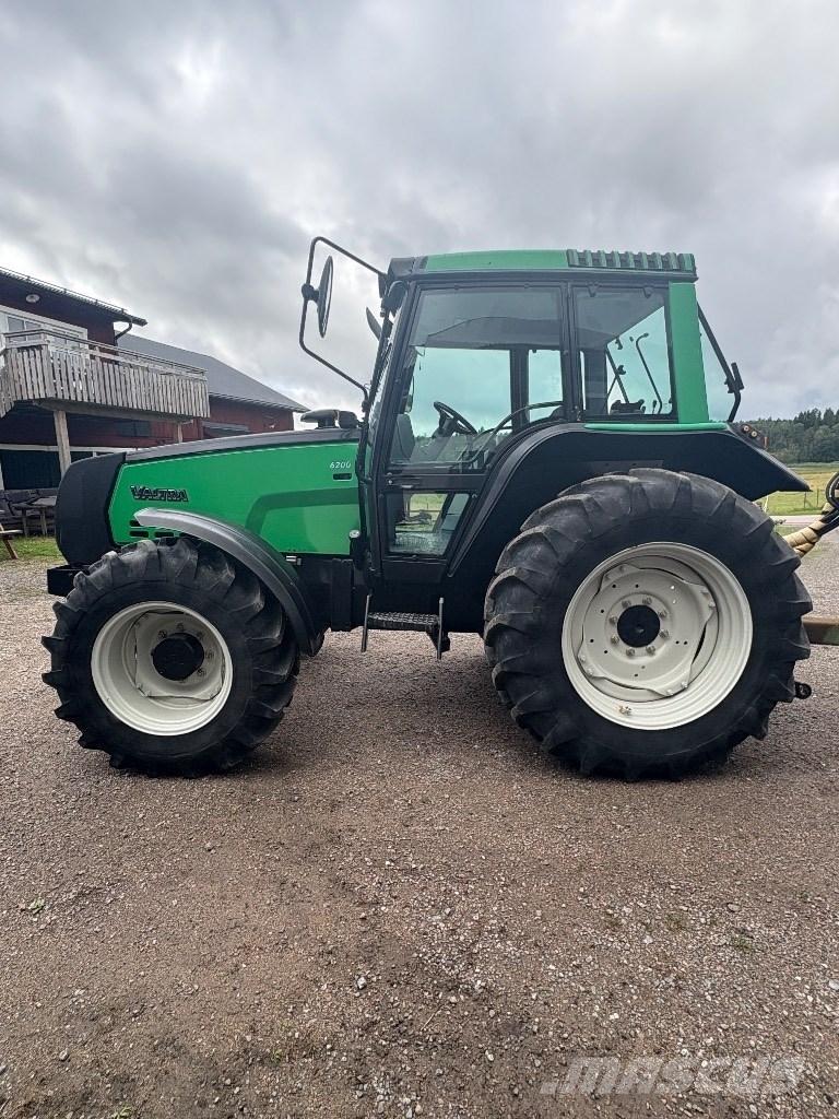 Valtra 6200-4 曳引機