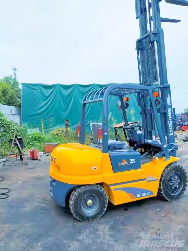LiuGong CPC 35 柴油卡車