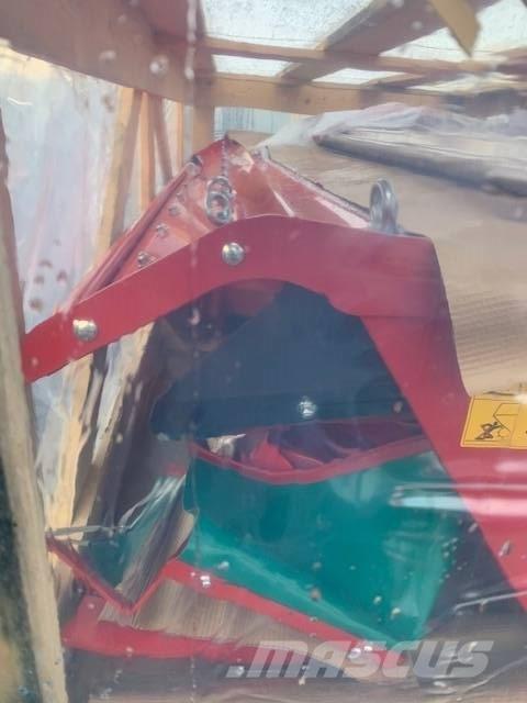 Kverneland 3232MT 割草調節裝置