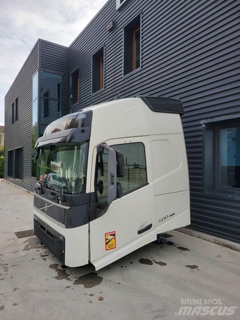 Volvo Globetrotter 駕駛室與內部