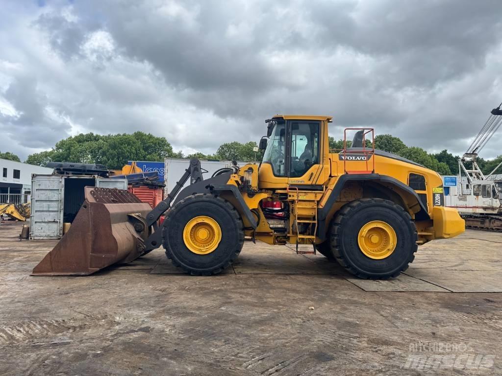 Volvo L 220 H 輪胎式裝載機