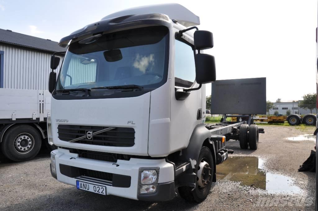 Volvo FL240 4x2 商用底盤車