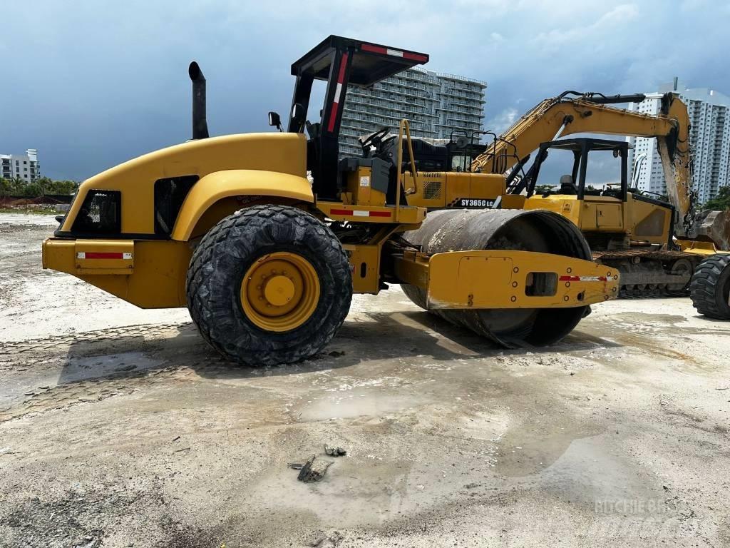 CAT CS 563 E 複合式滾壓機