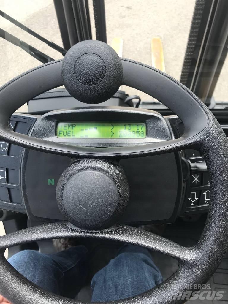 Yale GDP35VX 柴油卡車