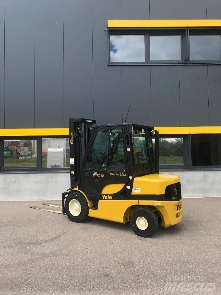 Yale GDP35VX 柴油卡車
