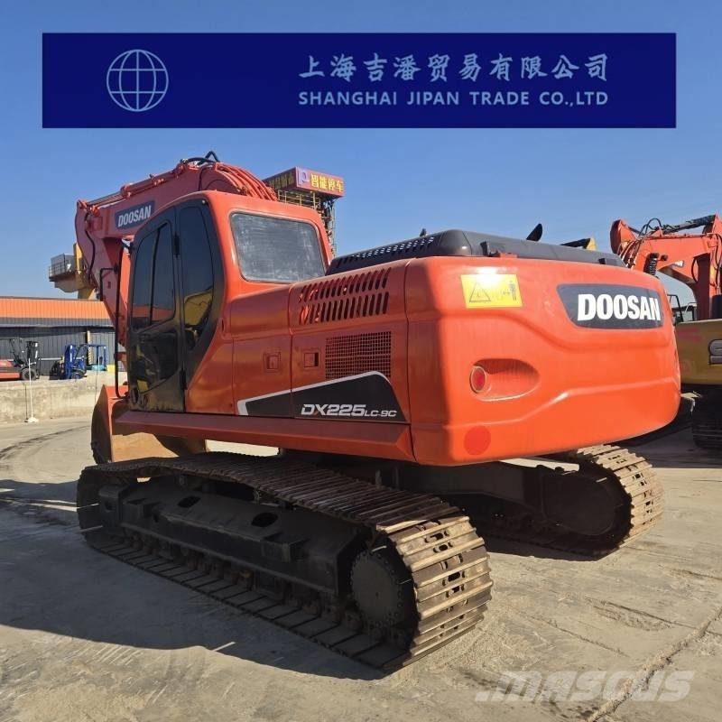 Doosan DX 225 履帶式 挖土機/掘鑿機/挖掘機