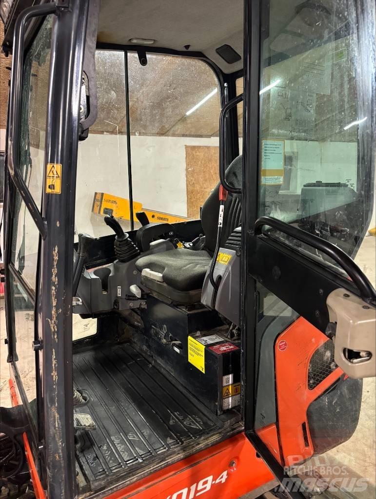 Kubota KX 19-4 小型挖土機/掘鑿機<7t(小型挖掘機)