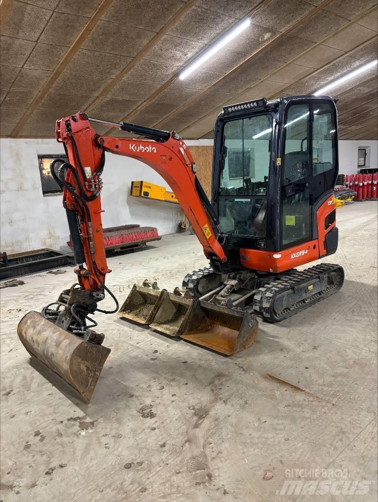 Kubota KX 19-4 小型挖土機/掘鑿機<7t(小型挖掘機)