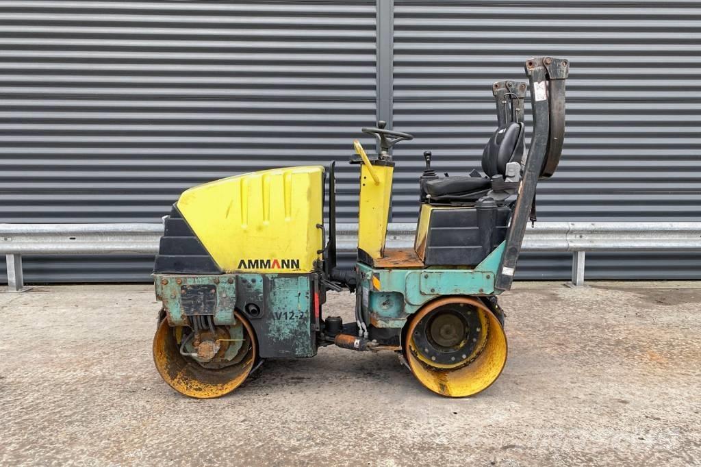 Ammann AV 12-2 雙輪滾壓機