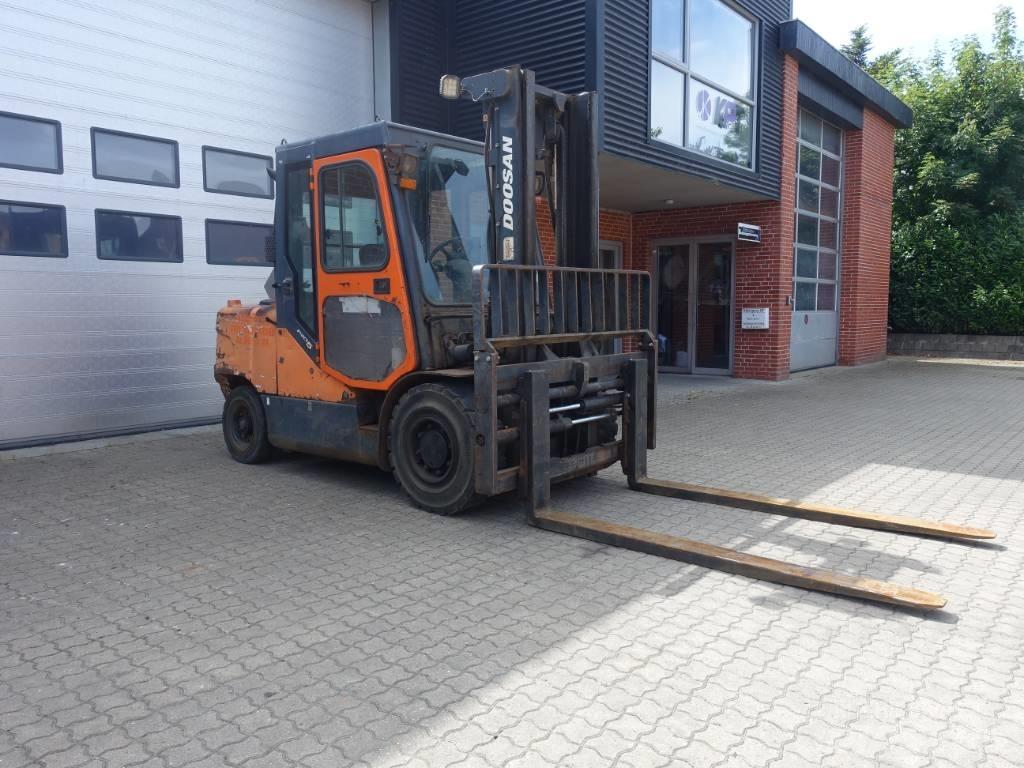 Doosan D 55 C-5 柴油卡車
