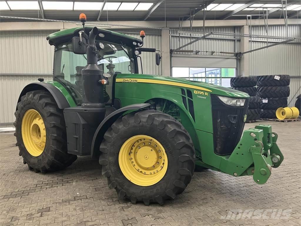 John Deere 8295R 曳引機