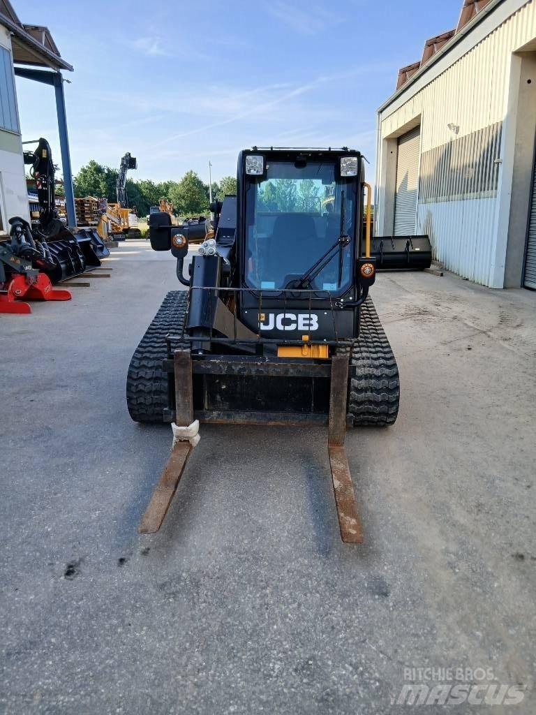 JCB 270 T 伸縮臂操作車
