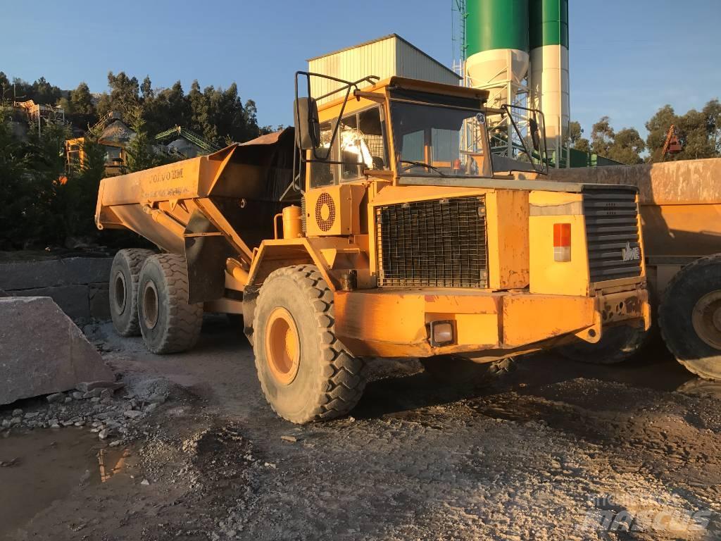 Volvo A 30 C 鉸接式起吊車