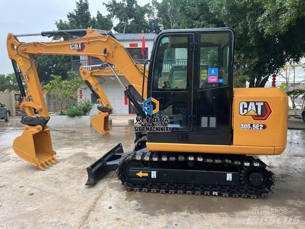 CAT 305.5E2 小型挖土機/掘鑿機<7t(小型挖掘機)