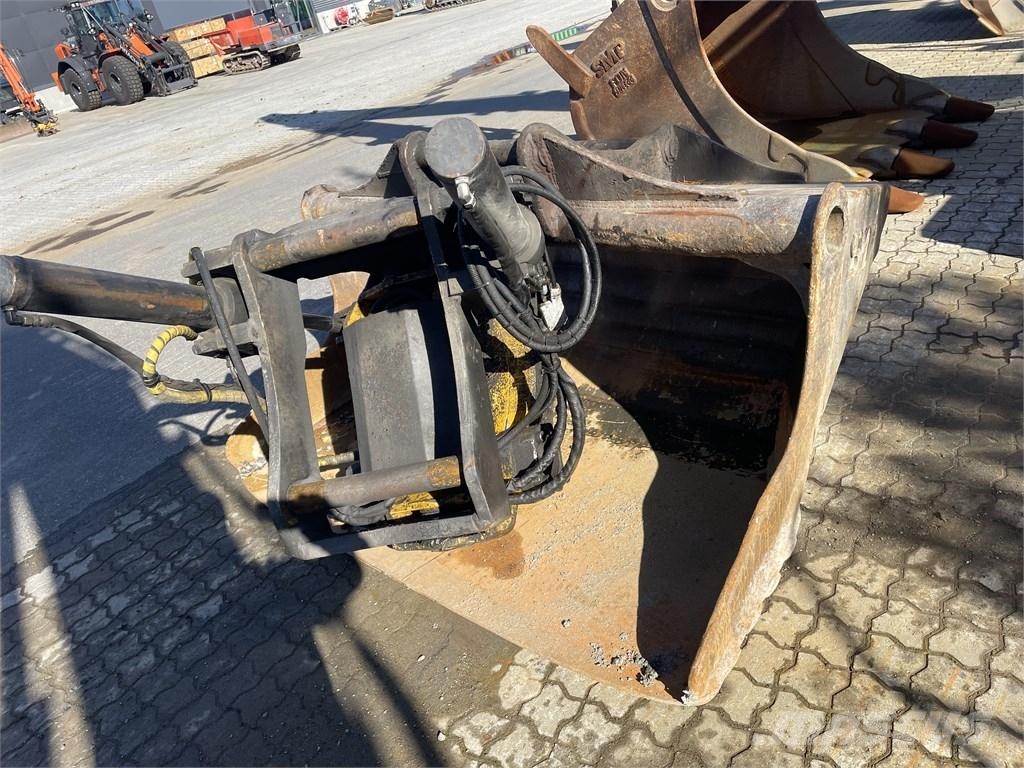 Komatsu PC 240 LC-8 履帶式 挖土機/掘鑿機/挖掘機