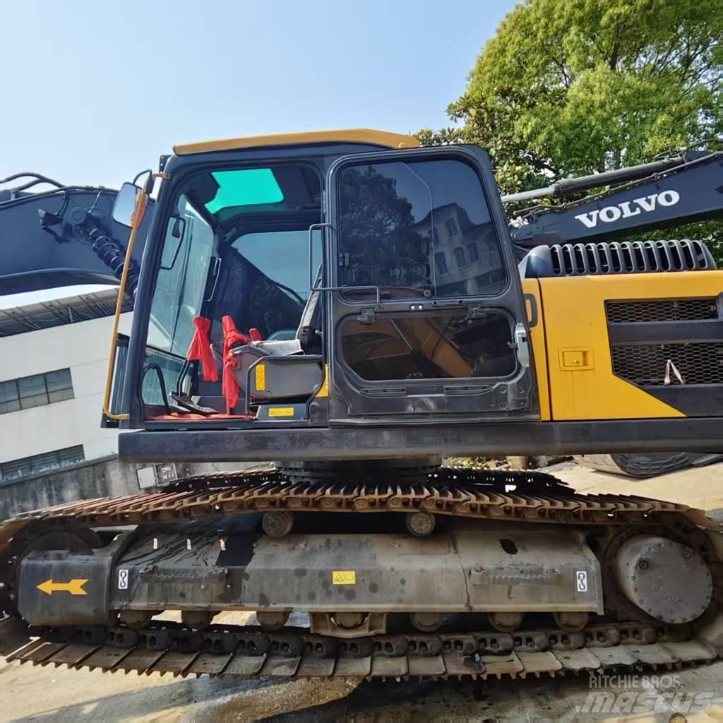 Volvo EC 220 履帶式 挖土機/掘鑿機/挖掘機