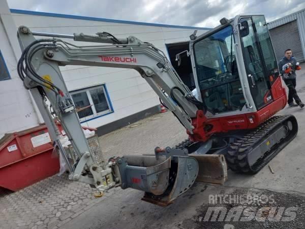 Takeuchi TB 240 DPF 小型挖土機/掘鑿機<7t(小型挖掘機)