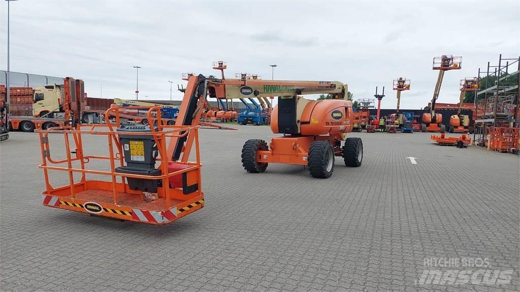 JLG E800AJ 曲臂高空作業車