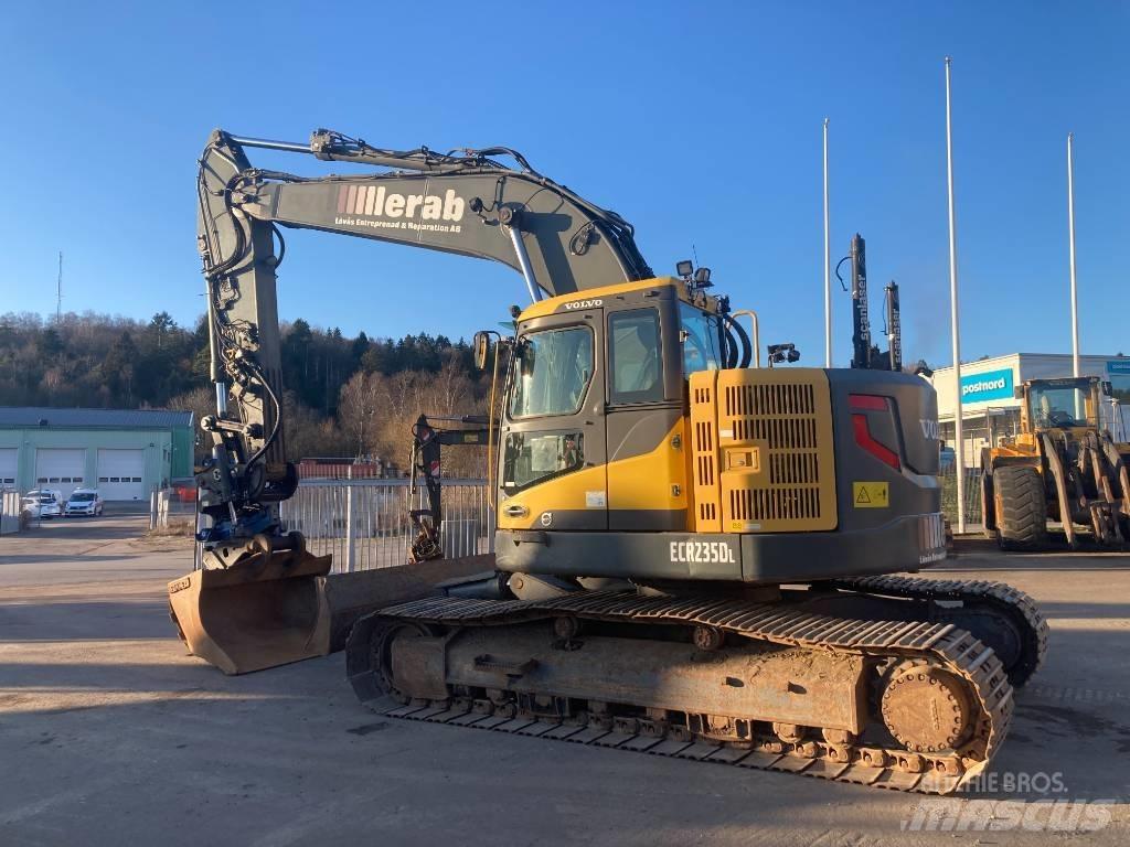 Volvo ECR 235 D 履帶式 挖土機/掘鑿機/挖掘機