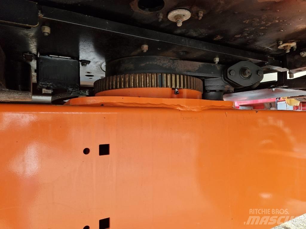 JLG 520AJ 曲臂高空作業車