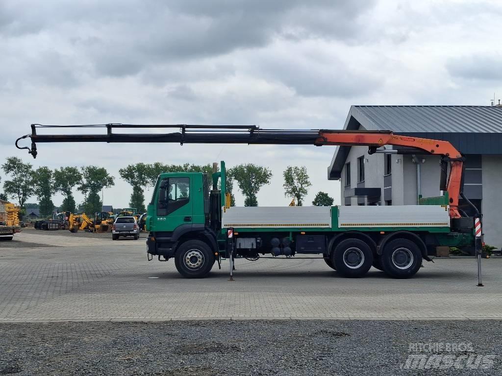 Iveco Trakker 360 起重機卡車