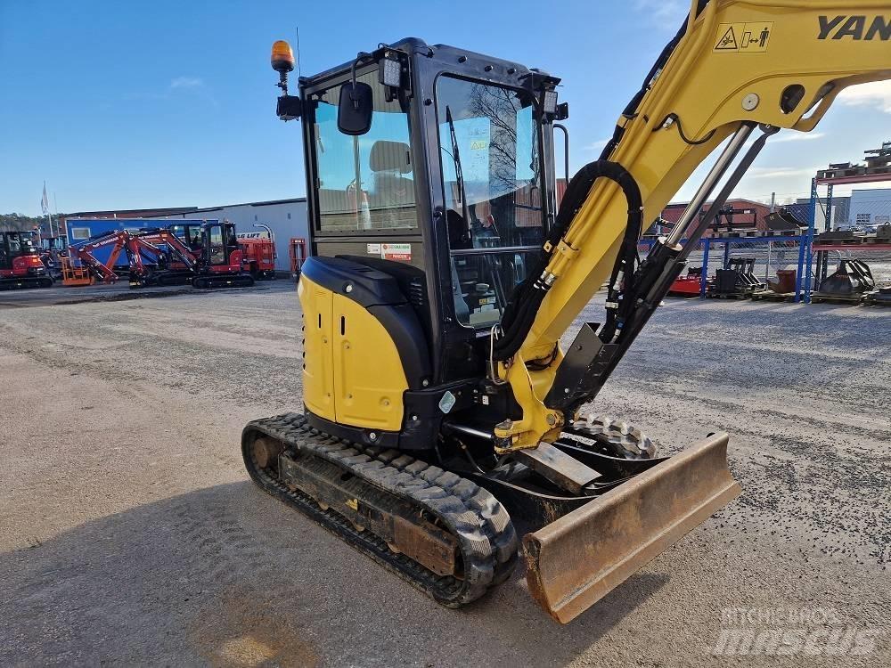 Yanmar Vio 33 小型挖土機/掘鑿機<7t(小型挖掘機)