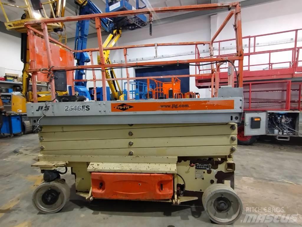 JLG 2646 ES 剪式升降機