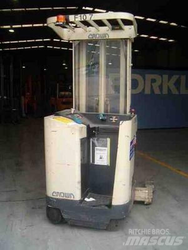 Crown 35RRTT210 前伸式堆高機(叉車)