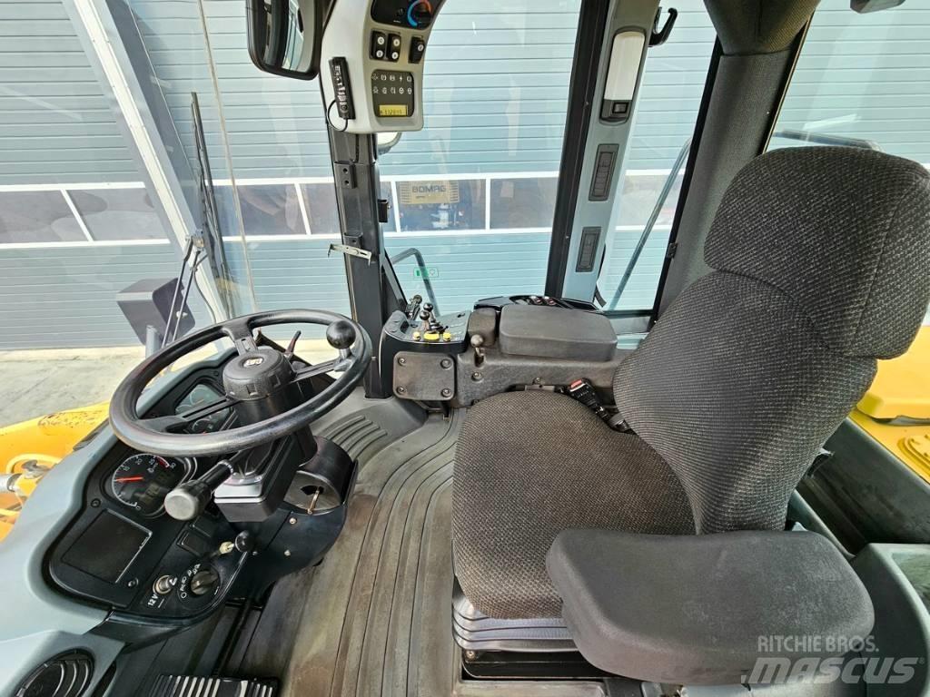 CAT 962 H 輪胎式裝載機