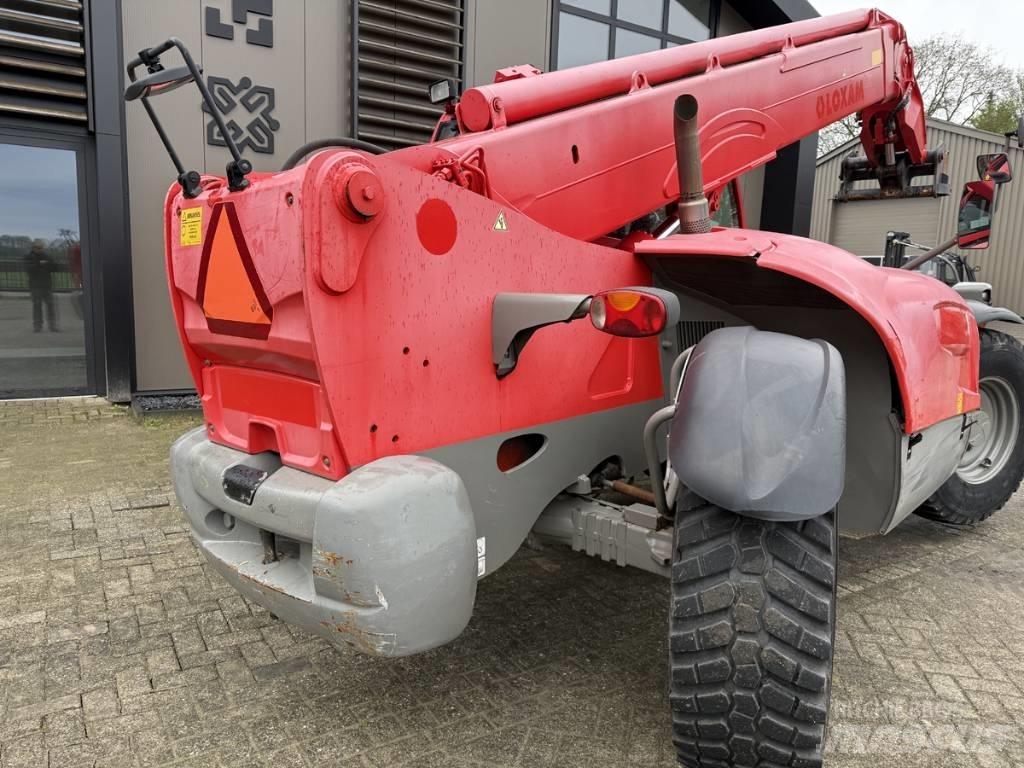 Manitou MT 1440 伸縮臂操作車