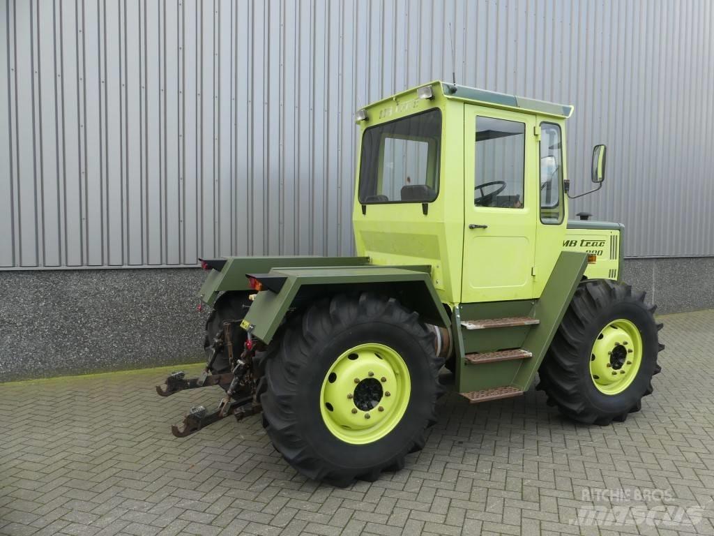 Mercedes-Benz 800 曳引機