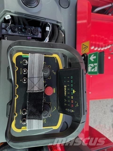 Magni RTH 6.26 伸縮臂操作車