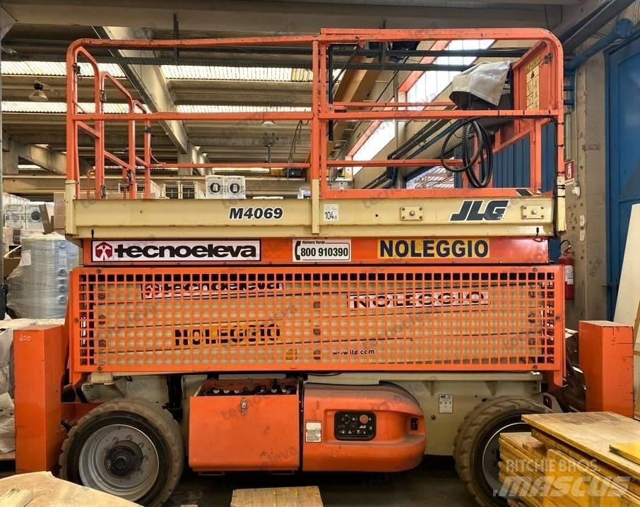 JLG M 4069 剪式升降機