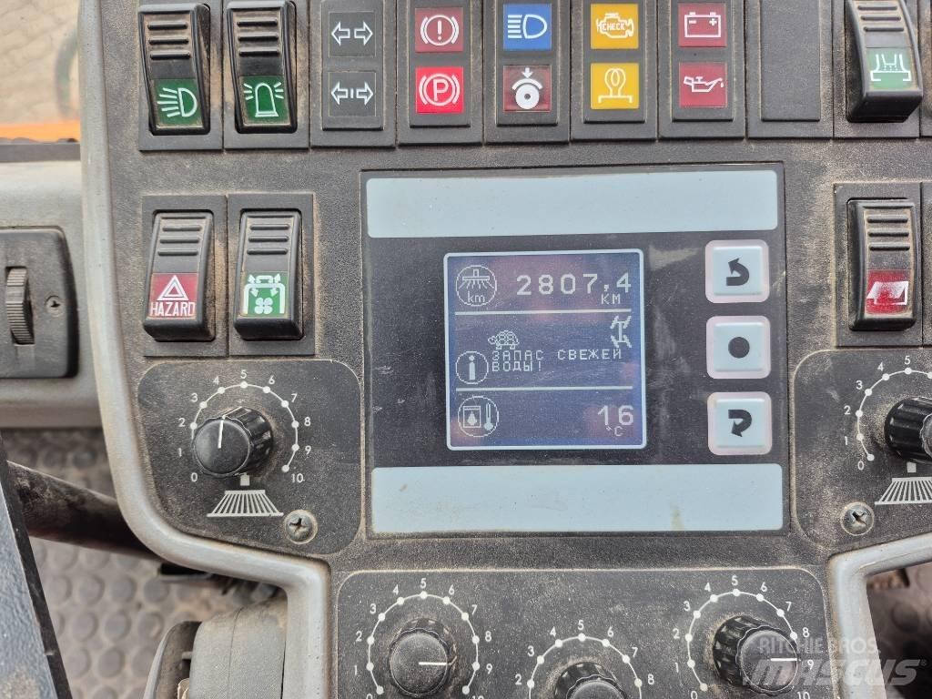 Hako Citymaster 2000 掃倉機