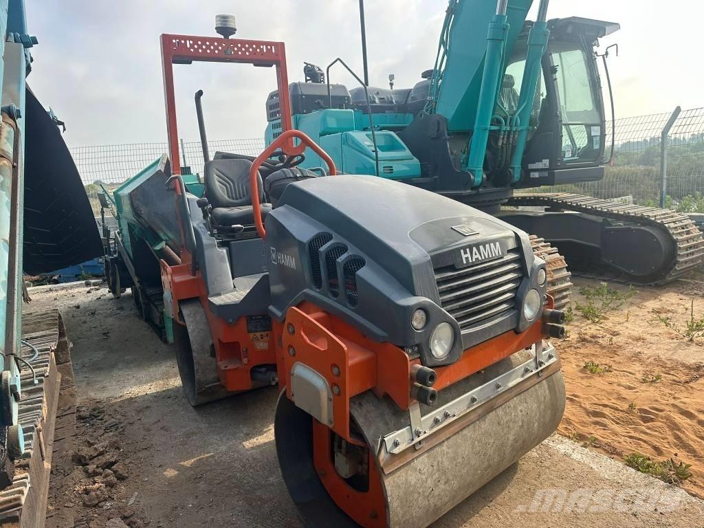 Hamm HD12VV 雙輪滾壓機