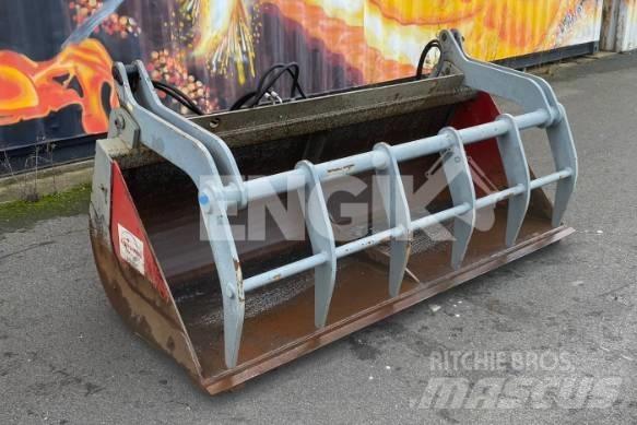 Manitou Godet griffe 伸縮臂操作車