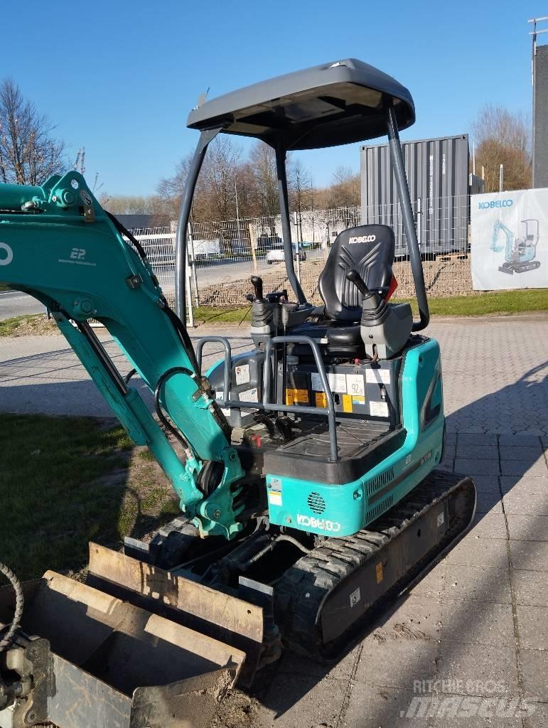 Kobelco SK 17 SR-3E 小型挖土機/掘鑿機<7t(小型挖掘機)