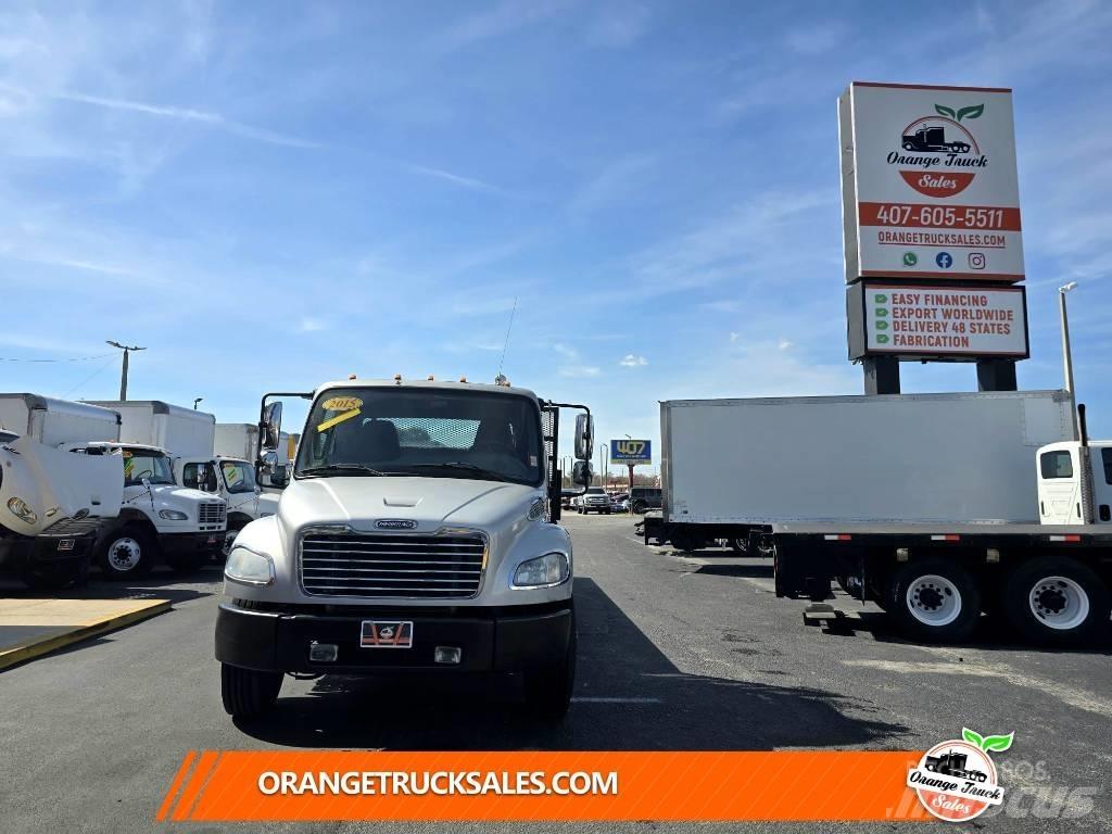Freightliner M2 106 商用底盤車