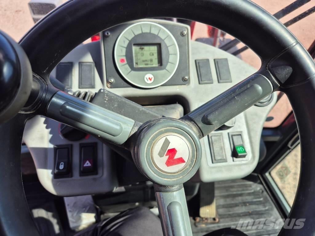 Weidemann 3080T 農業用伸縮臂裝載機