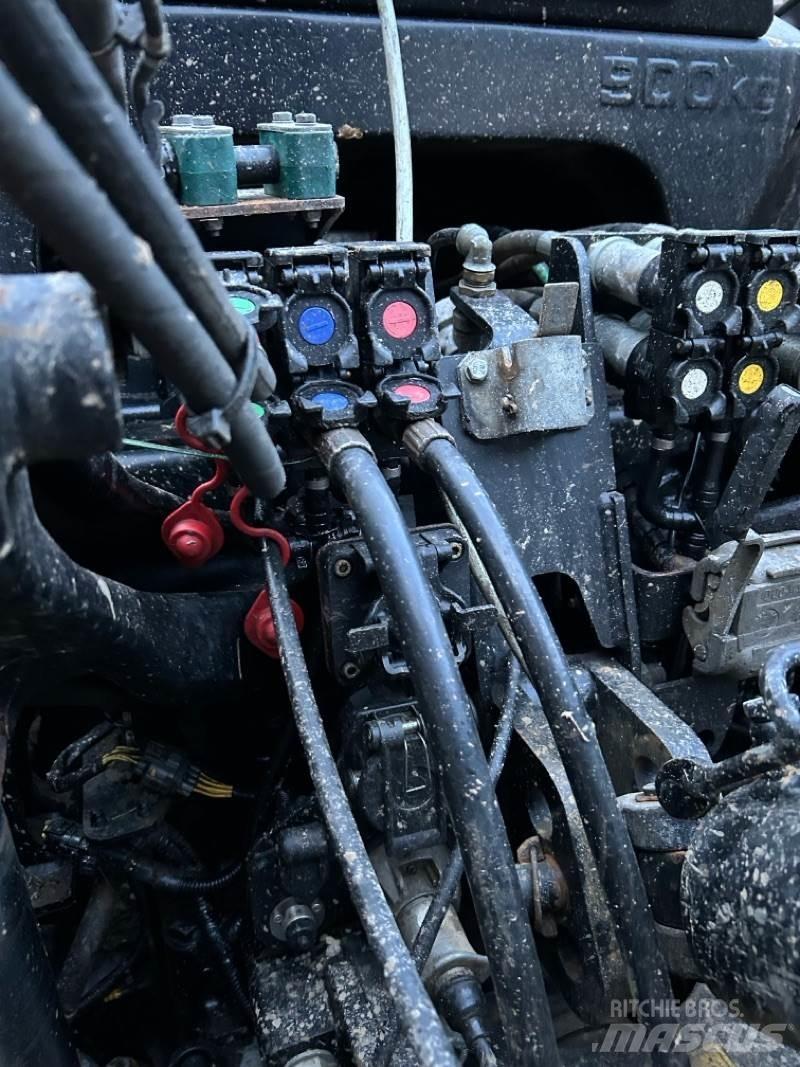 JCB Fastrac 4220 曳引機