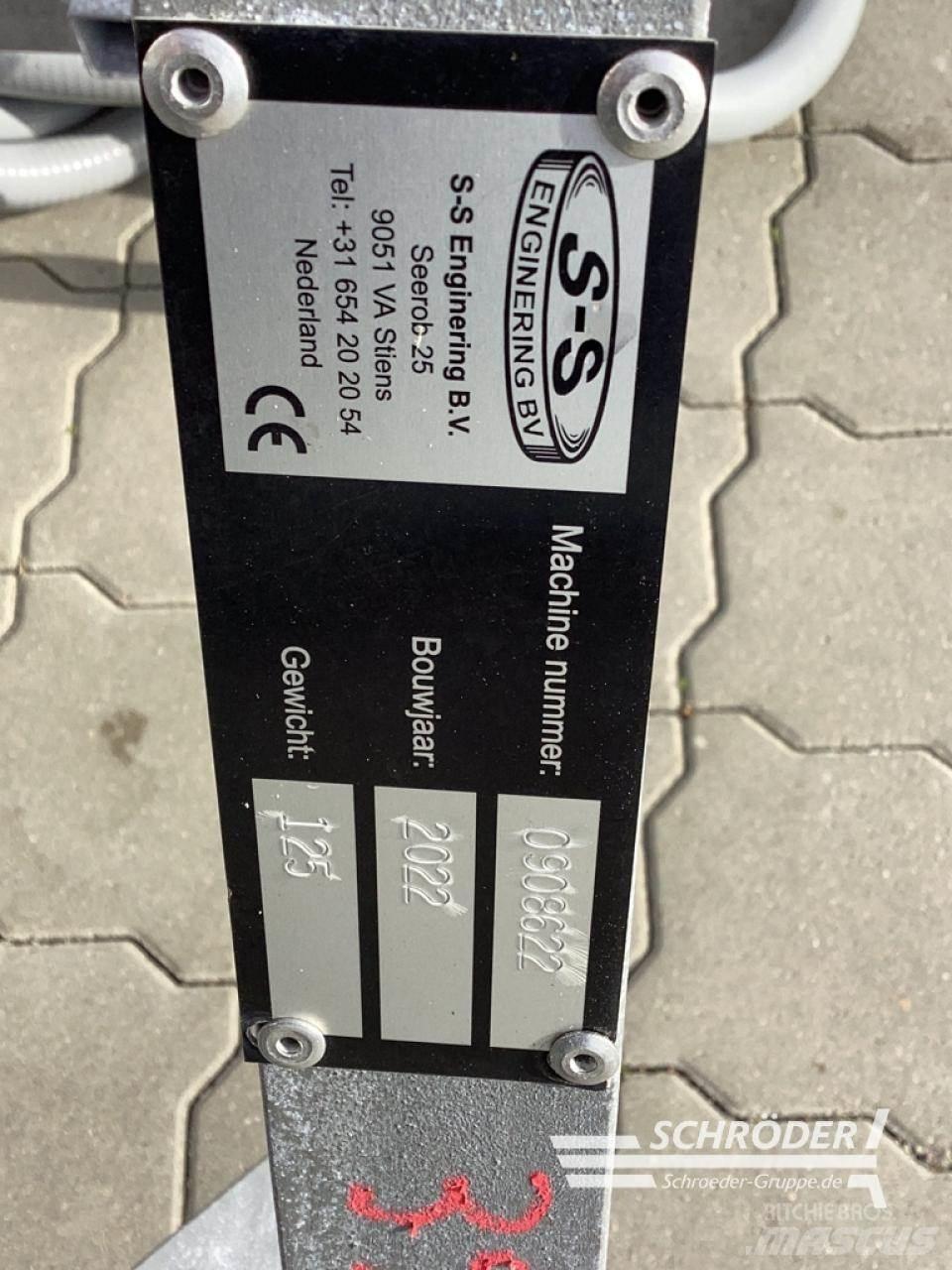  STRAßENREINIGER 其他農業機械