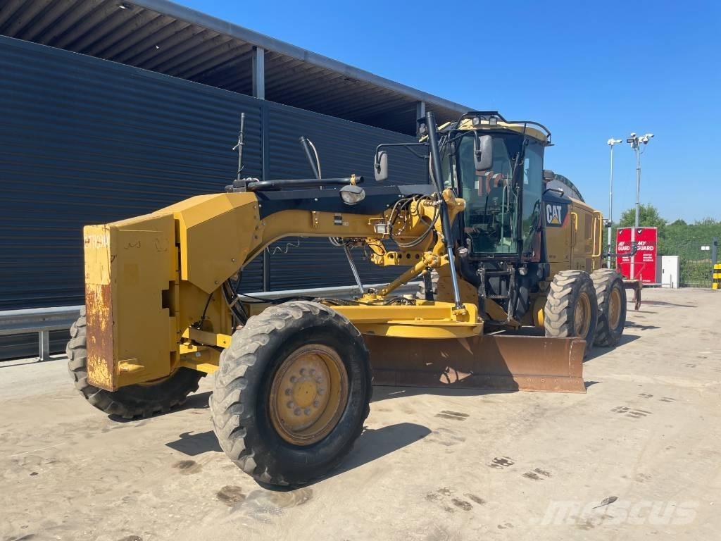 CAT 140 M2 平土機