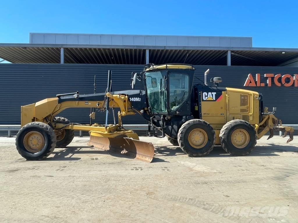CAT 140 M2 平土機