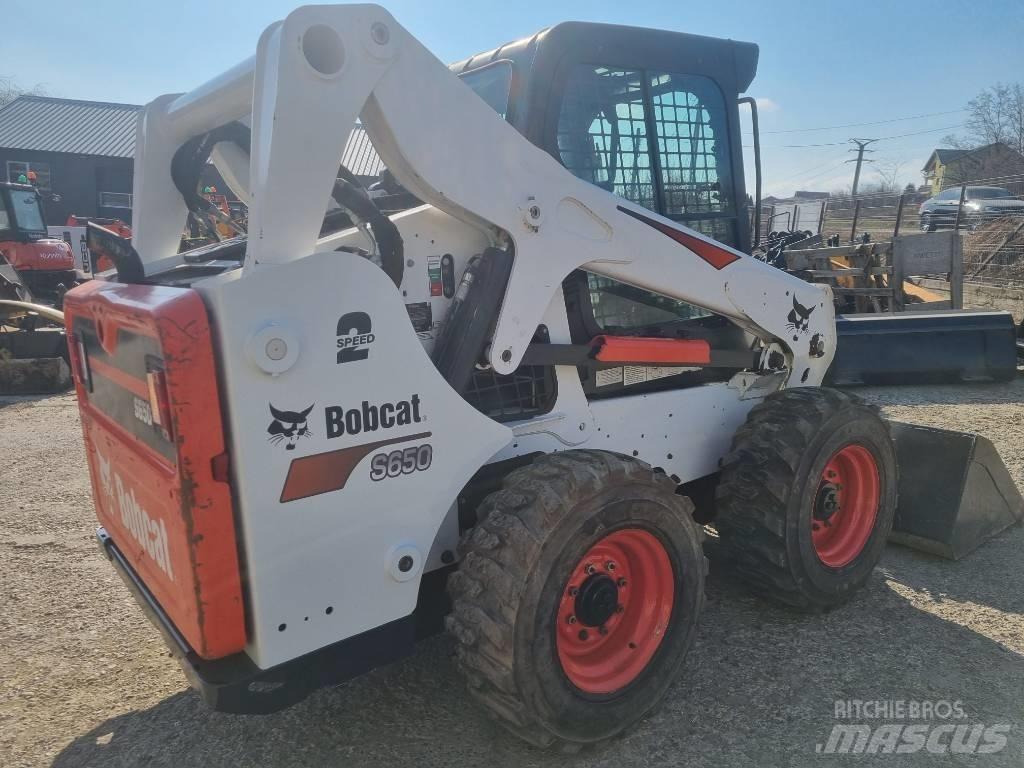 Bobcat 650S 滑移轉向裝載機