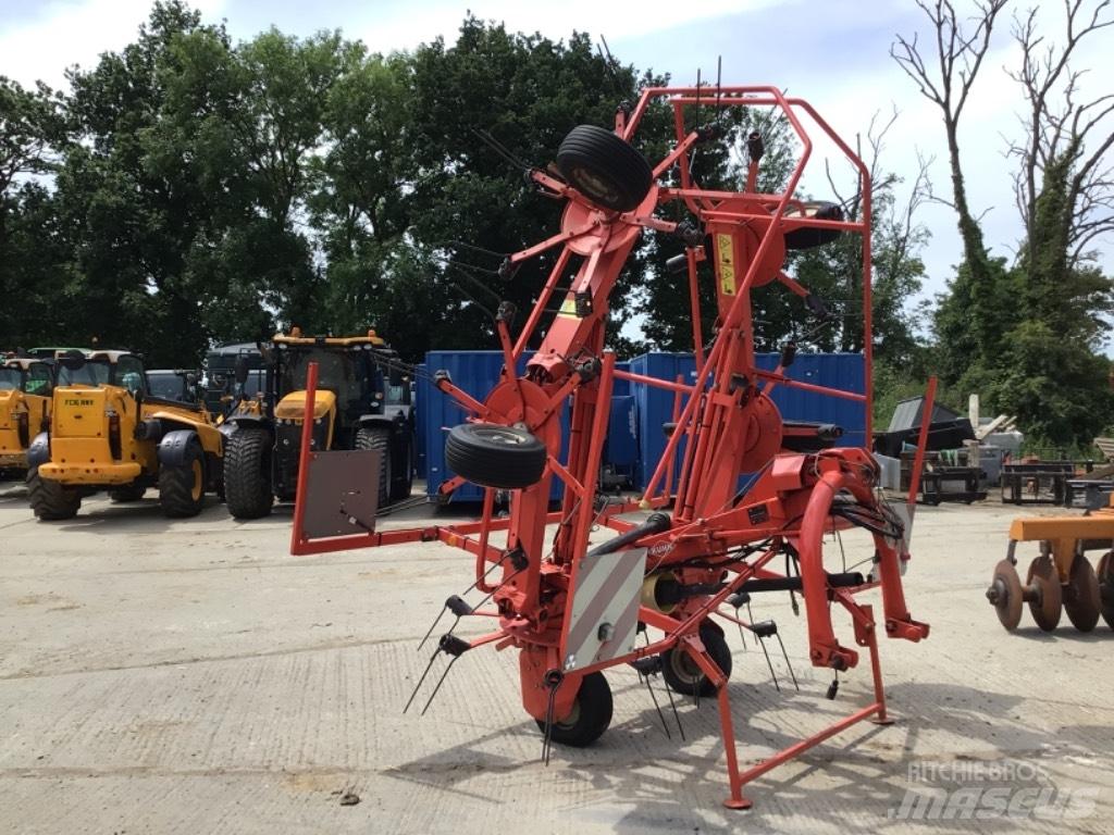 Kuhn GF 6502 堆草機