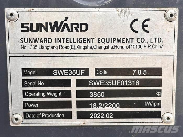 Sunward SWE35UF 小型挖土機/掘鑿機<7t(小型挖掘機)